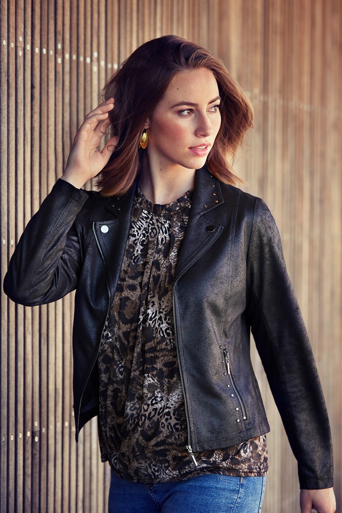 In Front Mapelina Jacket