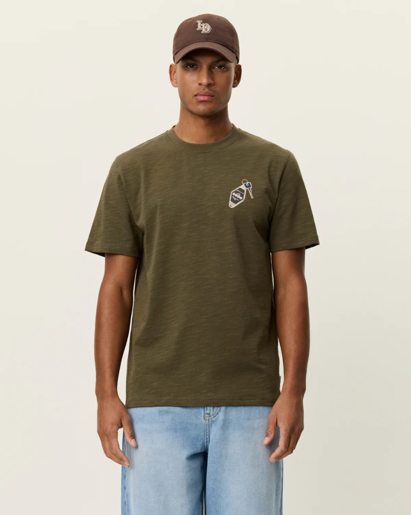 Les Deux Ben Troy T-Shirt Oliven