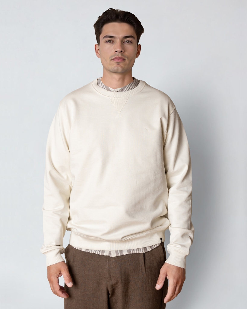 Clean Cut Stable Sweatshirt Ecru