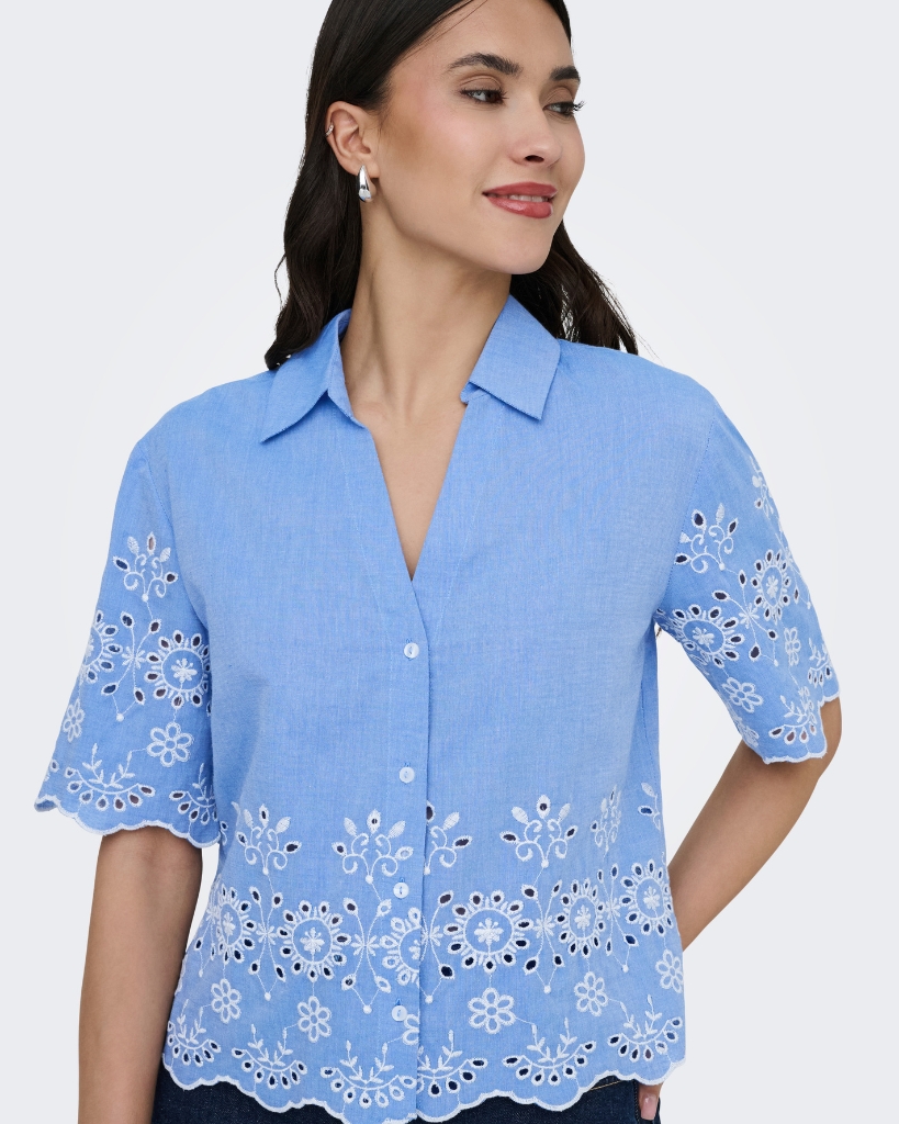 JDY Marina Skjorte Broderi Lyseblå/Hvid