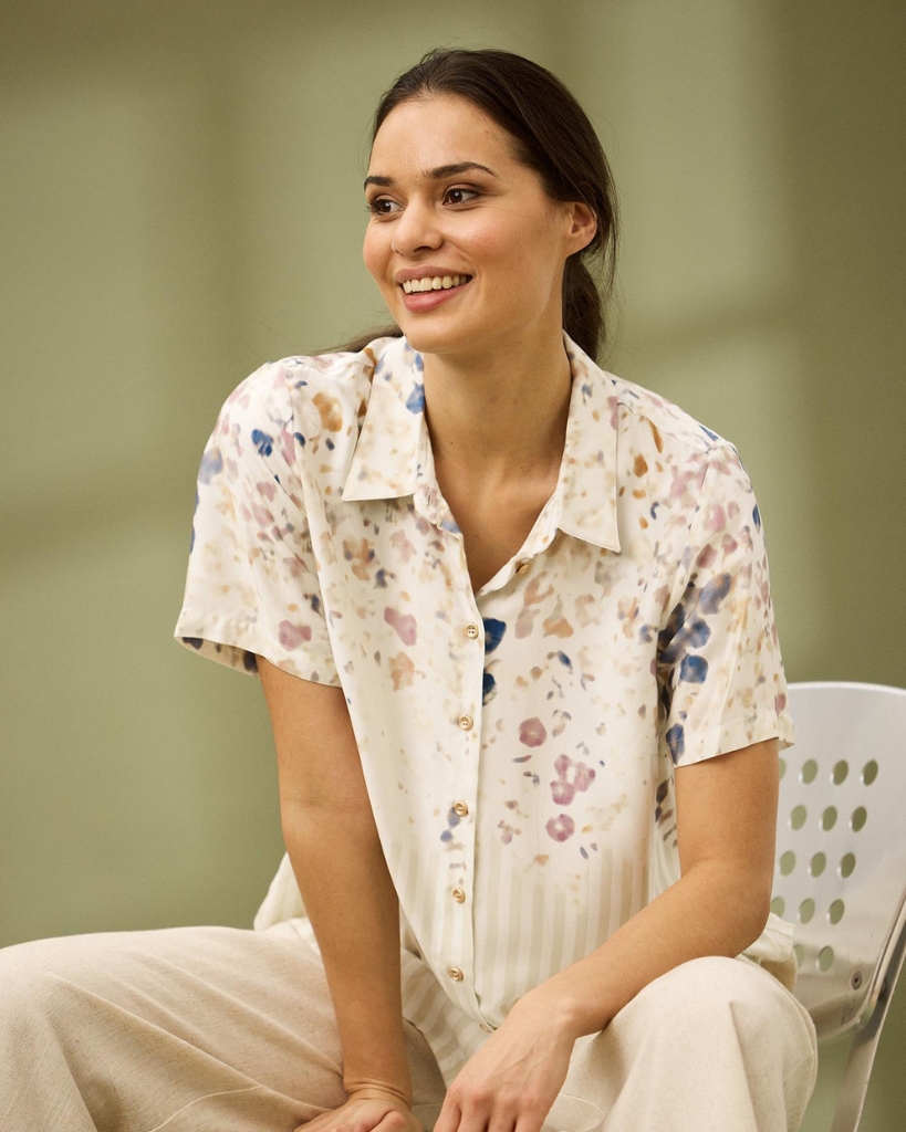 In Front Valentina Bluse