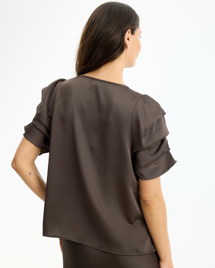 In Front Alexandra Bluse Brun