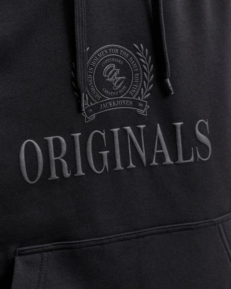 43817