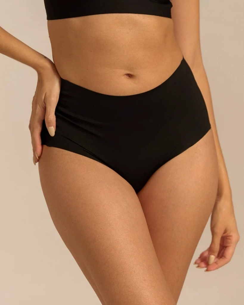 Femifemme Invisible Highwaist Maxi-trusse Sort