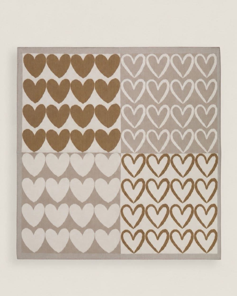Tørklæde M/Hjerter Beige/Camel